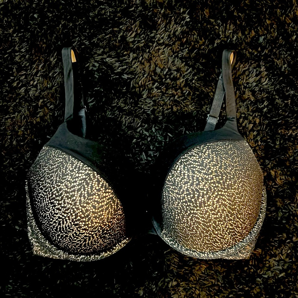 VICTORIA’S SECRET Perfect Shape Bra